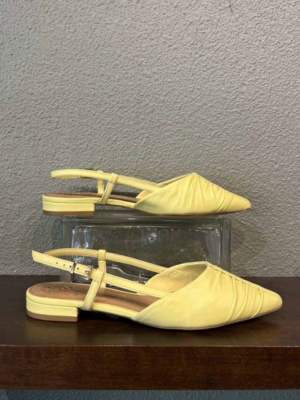 Vince Camuto Agnes Sunshine - Picture 3 of 4